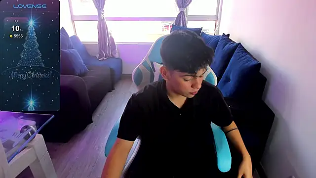 Franco Rizzo  online show from December 11, 2024, 7:03 pm