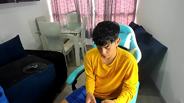 Franco Rizzo  online show from February 19, 2025, 8:20 pm