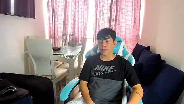 Franco Rizzo  online show from February 21, 2025, 7:32 pm