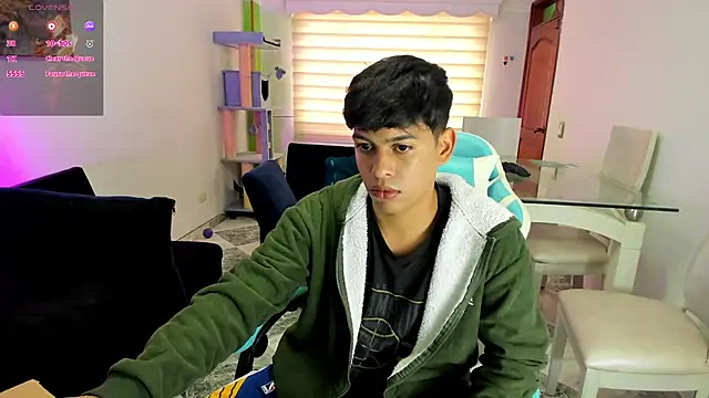 Franco Rizzo  online show from September 14, 2025, 9:47 pm