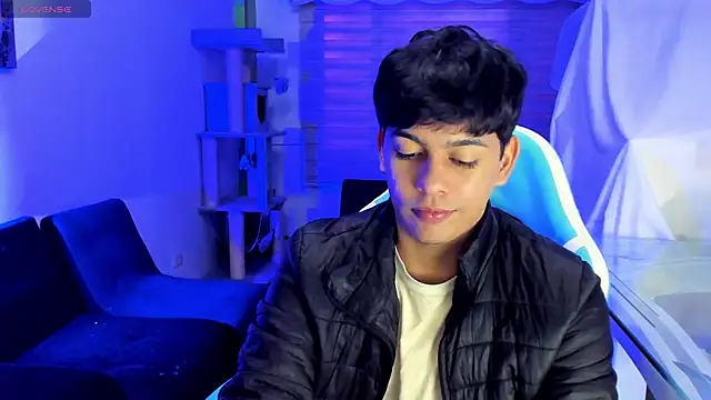 Franco Rizzo  online show from October 4, 2025, 2:31 am