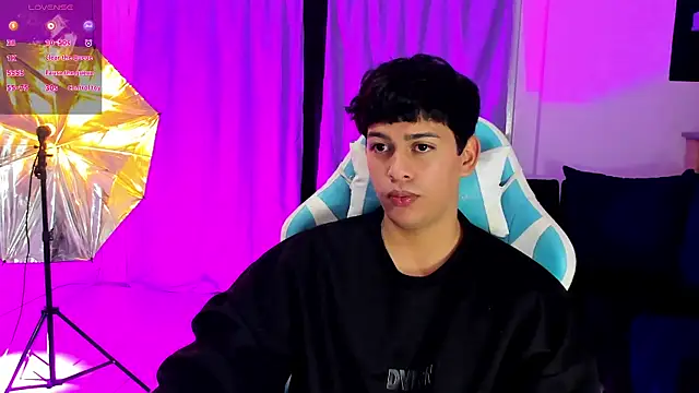 Franco Rizzo  online show from October 22, 2025, 1:50 am