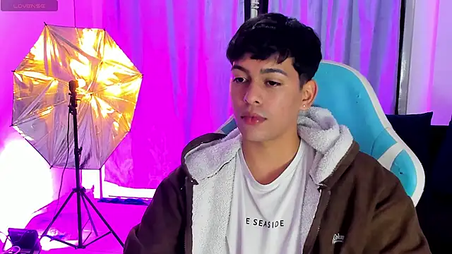 Franco Rizzo  online show from November 12, 2025, 2:12 am