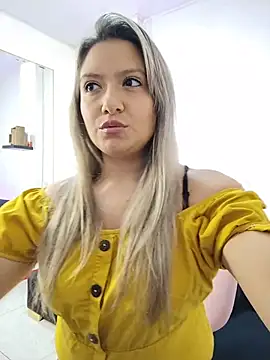 Snapshot of valeriahunter1 chatting on March 10, 2026, 10:04 pm valeriahunter1 online show from March 10, 2026, 10:04 pm