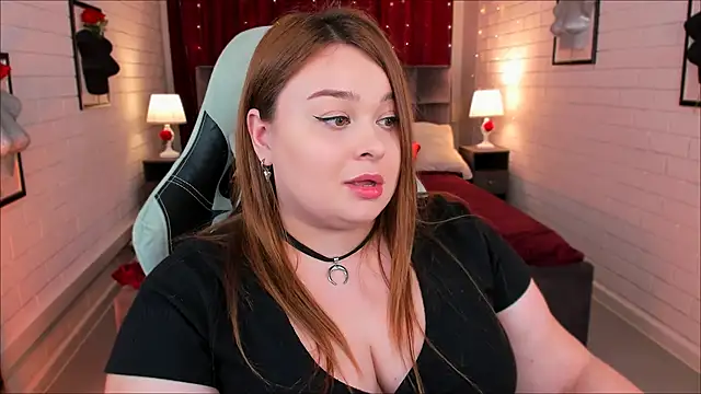 KimberlyMaran online show from February 18, 2025, 3:32 pm