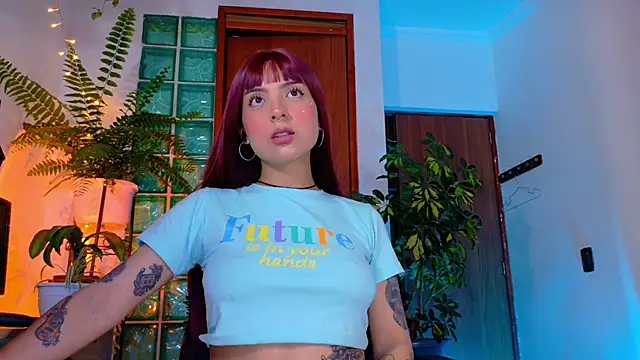 Yeriawaddell  online show from October 12, 2025, 1:26 am