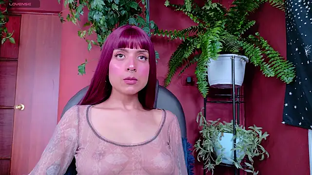 Yeriawaddell  online show from April 10, 2026, 8:24 pm