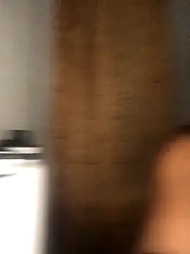 Snapshot of JuanaSimons chatting on November 1, 2025, 2:13 am JuanaSimons online show from November 1, 2025, 2:13 am