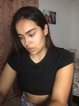 Snapshot of JuanaSimons chatting on February 22, 2026, 1:18 am JuanaSimons online show from February 22, 2026, 1:18 am