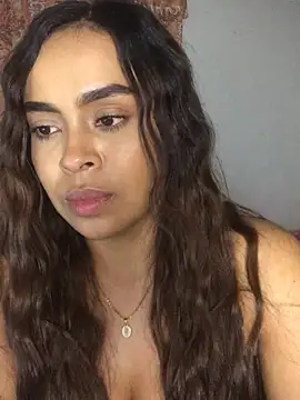 Snapshot of JuanaSimons chatting on March 15, 2026, 2:28 am JuanaSimons online show from March 15, 2026, 2:28 am