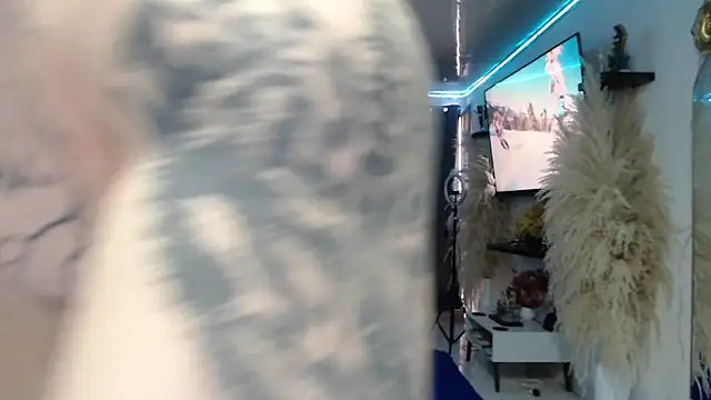 Angel bran online show from April 3, 2026, 7:12 pm