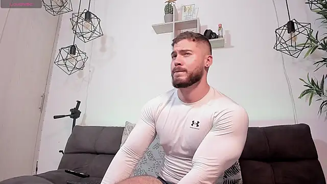 SebastianVilla  online show from March 10, 2025, 9:18 pm