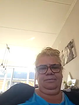Snapshot of hotladymoon chatting on September 24, 2025, 9:12 am hotladymoon online show from September 24, 2025, 9:12 am