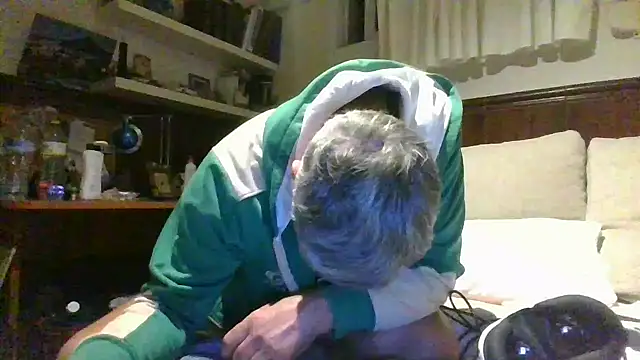 parejamlga58 online show from December 3, 2024, 2:36 am