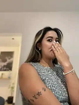 Emilia Bakerr online show from January 23, 2025, 5:42 pm