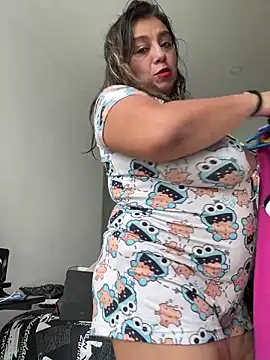 MrsFoucher online show from February 14, 2025, 9:10 pm