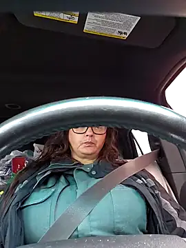 sweetkitty111 online show from January 6, 2025, 5:27 pm