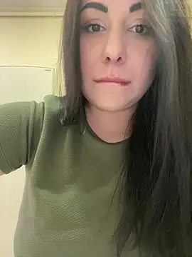 DaisyStreet online show from April 10, 2026, 9:03 am