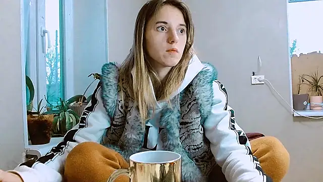 RosaJil online show from November 2, 2025, 2:52 pm