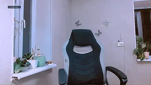 RosaJil online show from March 15, 2026, 5:52 pm