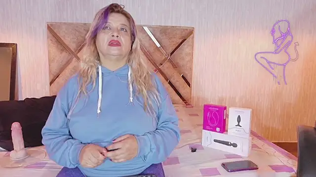 Natasha 699 online show from February 15, 2026, 9:44 pm