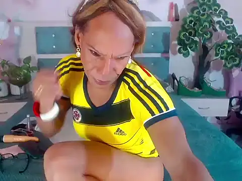 Snapshot of bardotbigcockts chatting on September 9, 2025, 2:16 pm bardotbigcockts online show from September 9, 2025, 2:16 pm