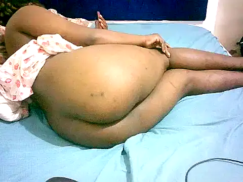 Snapshot of honeypotsweet chatting on February 22, 2026, 10:14 am honeypotsweet online show from February 22, 2026, 10:14 am