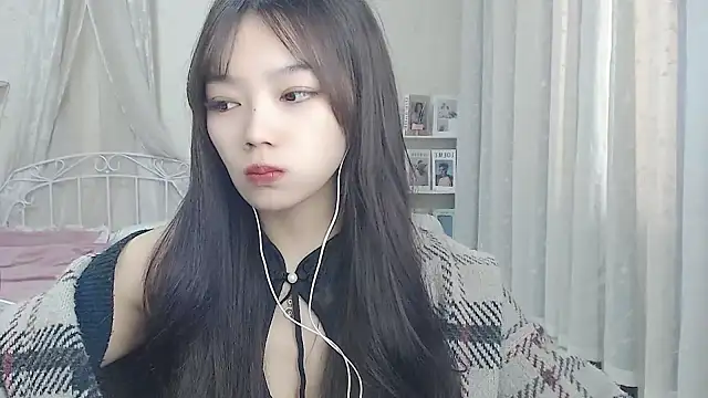 Jenny-Z online show from November 19, 2025, 2:22 am