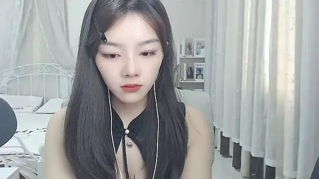 Jenny-Z online show from April 18, 2026, 1:53 am