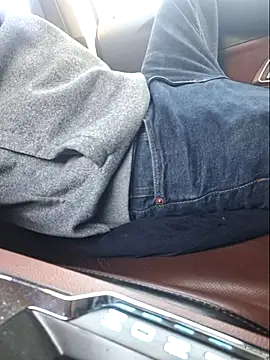 Sting21  online show from April 18, 2026, 2:10 pm