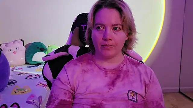 InternetFairy XO online show from December 29, 2024, 3:13 pm