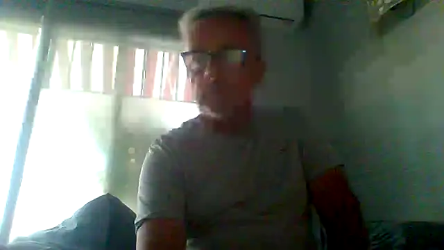 tuggy59 online show from November 12, 2025, 7:09 am