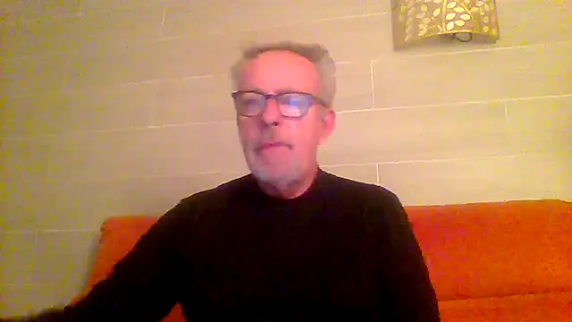 tuggy59 online show from February 1, 2026, 5:50 am