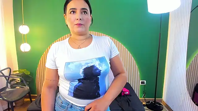 Snapshot of taylor_bennet chatting on November 29, 2025, 11:46 am taylor bennet online show from November 29, 2025, 11:46 am