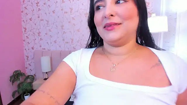 Snapshot of taylor_bennet chatting on November 30, 2025, 11:47 am taylor bennet online show from November 30, 2025, 11:47 am