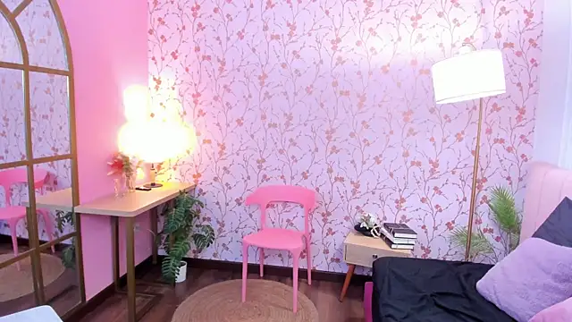 Snapshot of taylor_bennet chatting on January 12, 2026, 12:10 pm taylor bennet online show from January 12, 2026, 12:10 pm