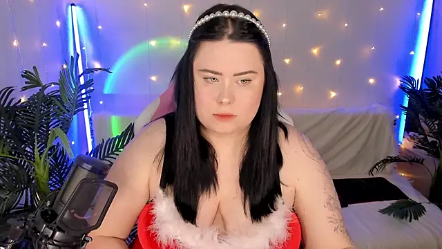 Snapshot of Akemi_BBW chatting on December 26, 2024, 6:12 pm Akemi BBW online show from December 26, 2024, 6:12 pm