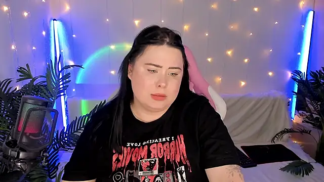 Snapshot of Akemi_BBW chatting on December 26, 2024, 9:15 pm Akemi BBW online show from December 26, 2024, 9:15 pm