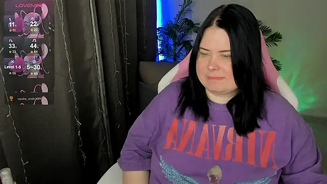 Akemi BBW online show from December 19, 2025, 4:52 am