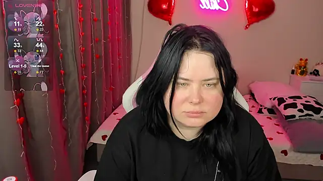 Snapshot of Akemi_BBW chatting on February 21, 2026, 8:04 am Akemi BBW online show from February 21, 2026, 8:04 am