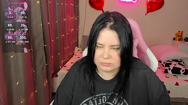 Snapshot of Akemi_BBW chatting on February 24, 2026, 4:10 am Akemi BBW online show from February 24, 2026, 4:10 am