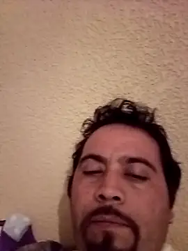 maxAnderson 1 online show from February 3, 2026, 5:05 am