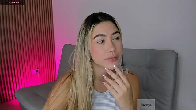 Snapshot of susan__hills chatting on February 25, 2025, 3:16 pm susan hills online show from February 25, 2025, 3:16 pm