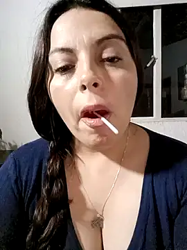 seherlatin online show from March 4, 2025, 1:23 am