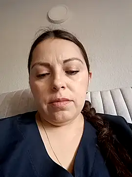 seherlatin online show from November 4, 2025, 4:50 pm