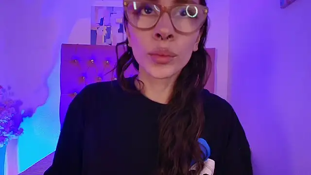 Katy Van online show from September 29, 2025, 3:55 am