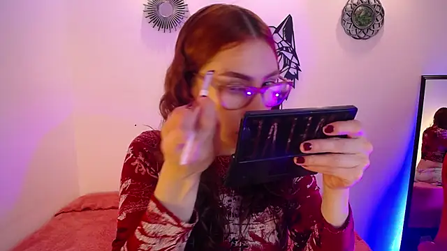 Katy Van online show from January 13, 2026, 9:42 pm