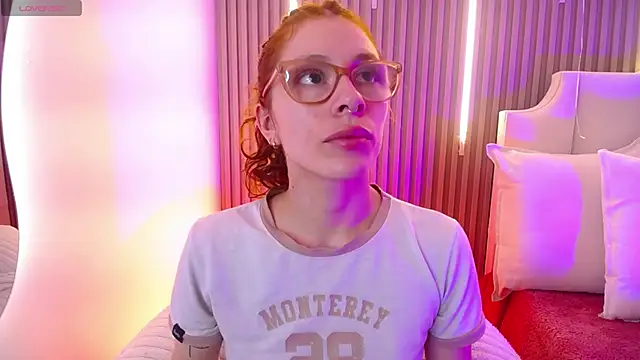 Katy Van online show from February 17, 2026, 8:37 pm