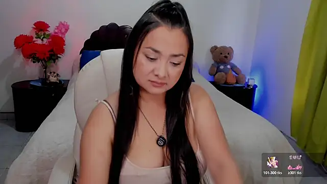 emilydolshe2 online show from February 18, 2026, 2:02 pm