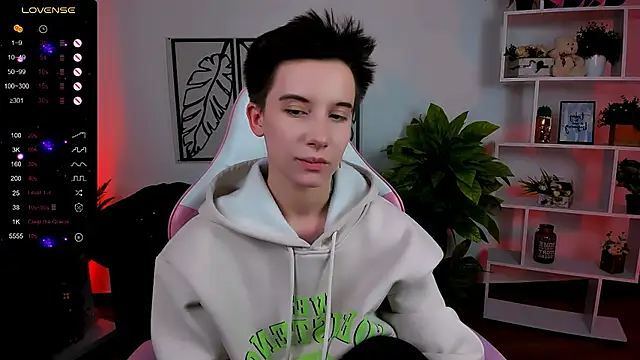  Rein ramm online show from March 3, 2025, 12:27 pm